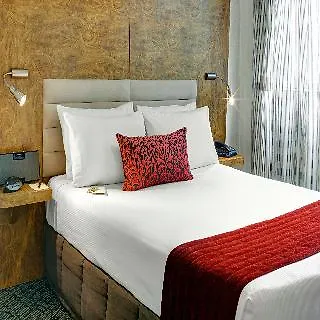 Hotel Adina Citylife Wellington