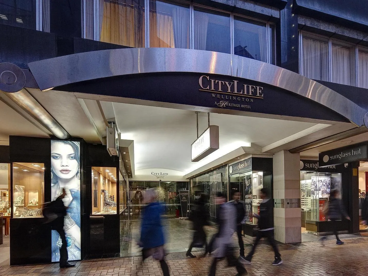 Adina Citylife Wellington 4*,
